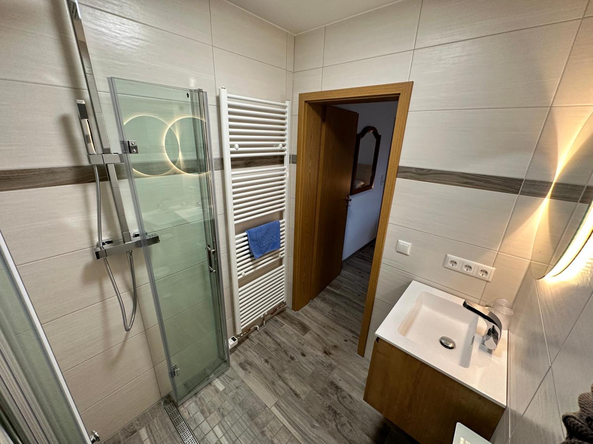 Pensión Wolfshotel Am Arendsee 3*